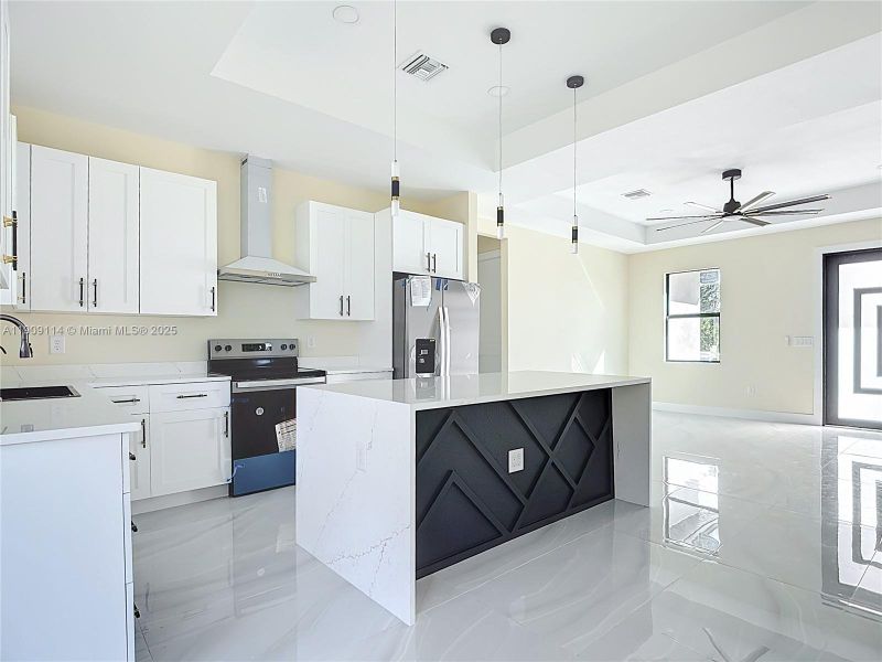 Furnished interior view inside a new home in , Lehigh Acres (Image 7).