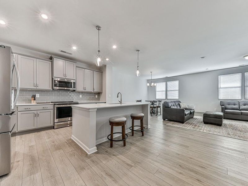 Furnished interior view inside a new home in Kingsley, Acworth (Image 5).