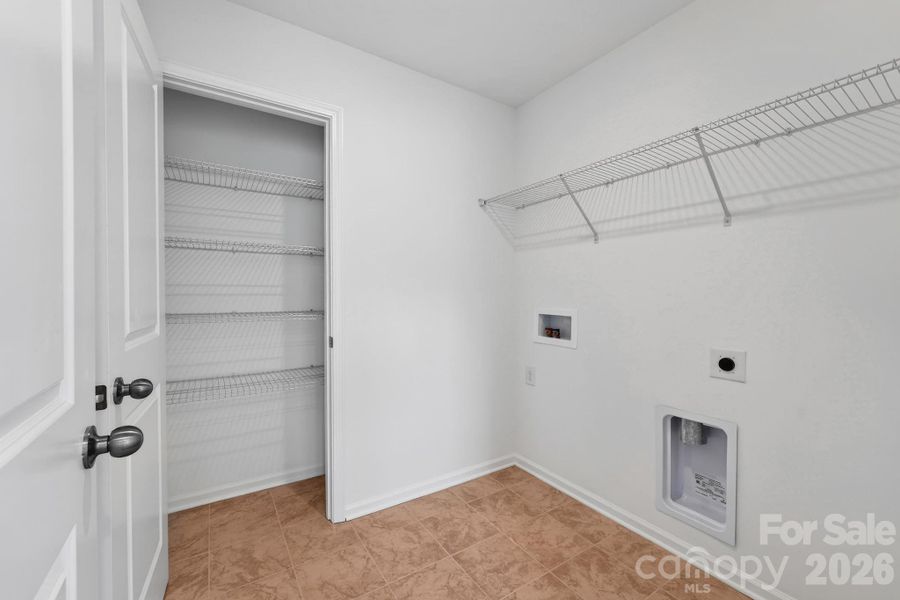 Spacious, unfurnished interior of a new home in Shannon Woods, Maiden (Image 17).