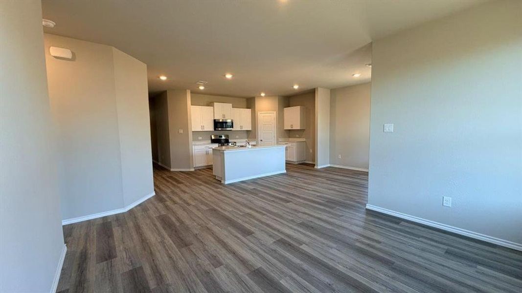 Spacious, unfurnished interior of a new home in Lankford Farms, Cleburne (Image 9). Spacious, unfurnished interior of a new home in Lankford Farms, Cleburne (Image 9).