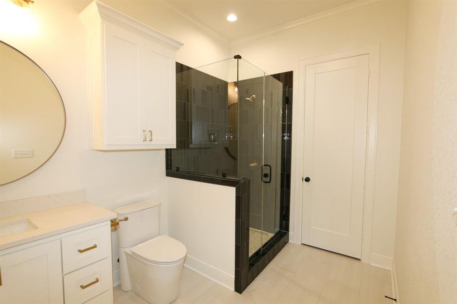 Furnished interior view inside a new home in , Tyler (Image 13).