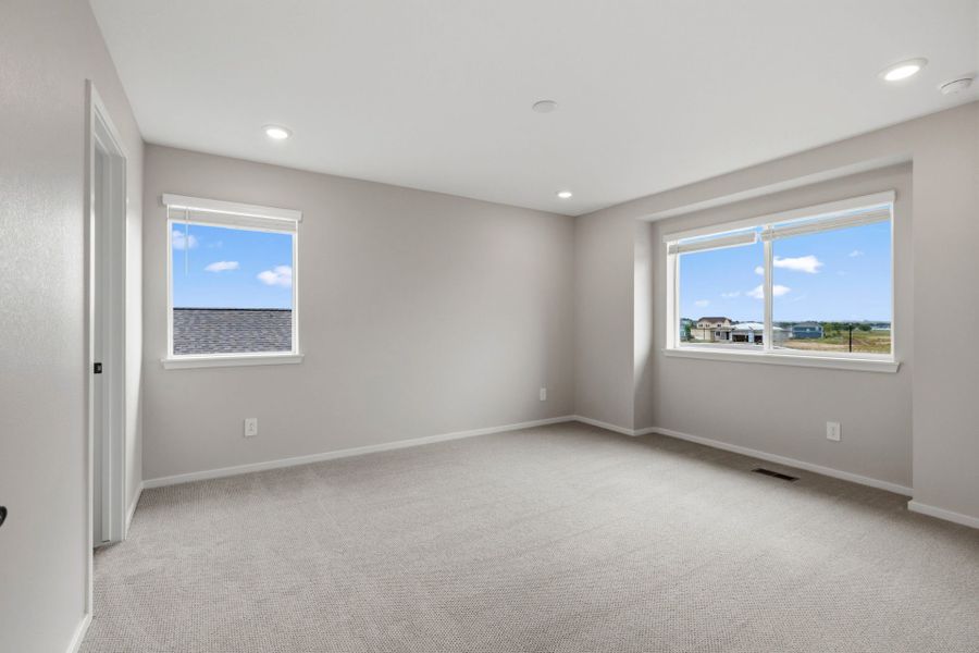 Spacious, unfurnished interior of a new home in Murata Farms, Fort Lupton (Image 12). Spacious, unfurnished interior of a new home in Murata Farms, Fort Lupton (Image 12).