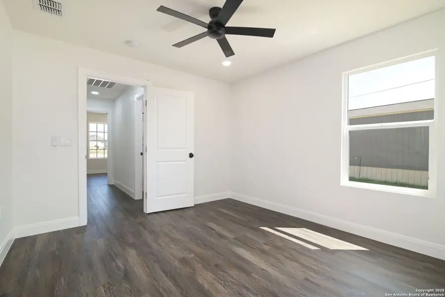 Spacious, unfurnished interior of a new home in , Atascosa (Image 15). Spacious, unfurnished interior of a new home in , Atascosa (Image 15).