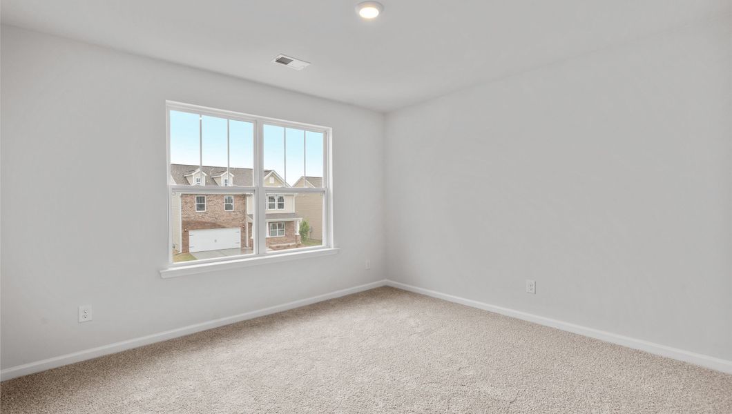 Spacious, unfurnished interior of a new home in Hunters Ridge, Woodruff (Image 25).