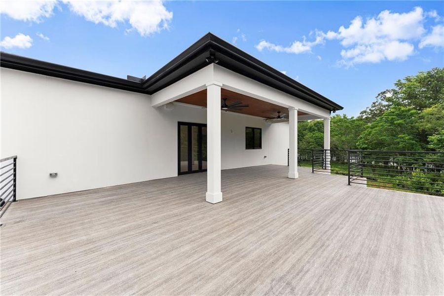 Exterior details and patio area of a home in , Hartwell (Image 31).
