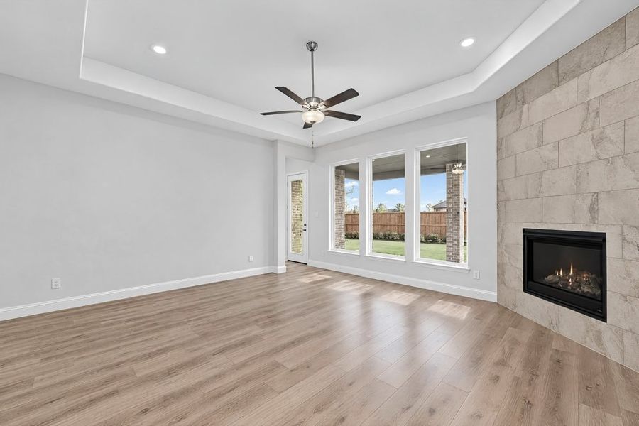 Spacious, unfurnished interior of a new home in South Oak, Lakewood Village (Image 15).
