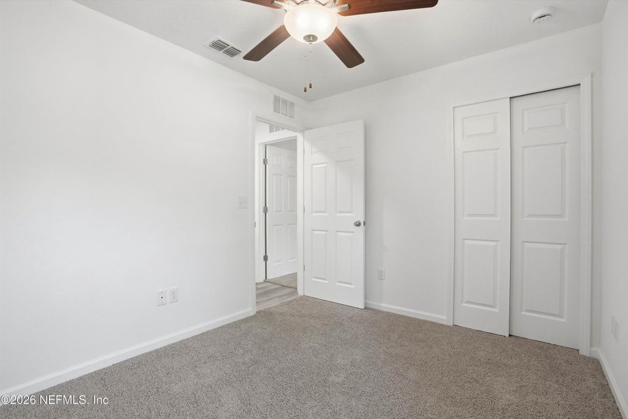 Spacious, unfurnished interior of a new home in , Jacksonville (Image 28).