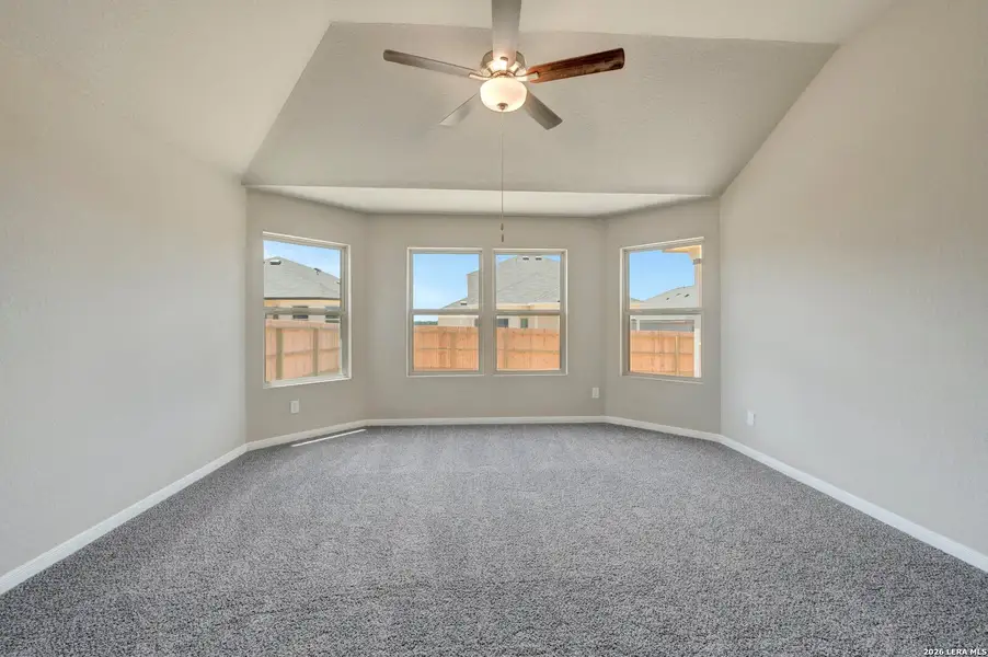 Spacious, unfurnished interior of a new home in Greenspoint Heights, Seguin (Image 24).