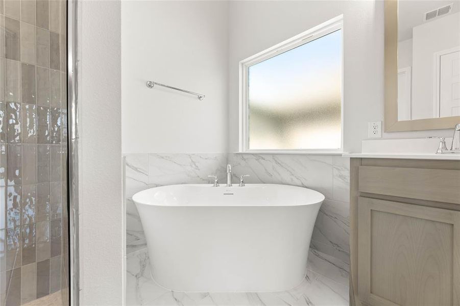 1017 Moss Grove-Primary Suite-6 1017 Moss Grove-Primary Suite-6