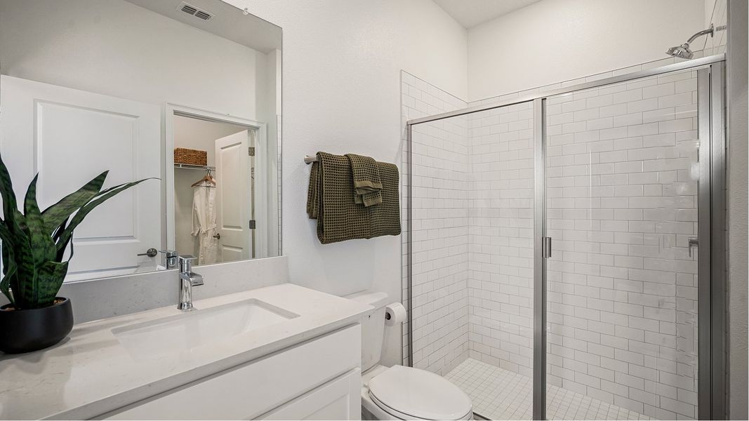 3230 Mc Ginnis Bath4 F1 Base3