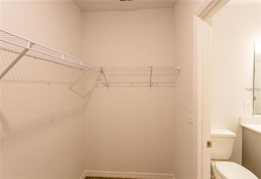 Spacious, unfurnished interior of a new home in , Punta Gorda (Image 28).