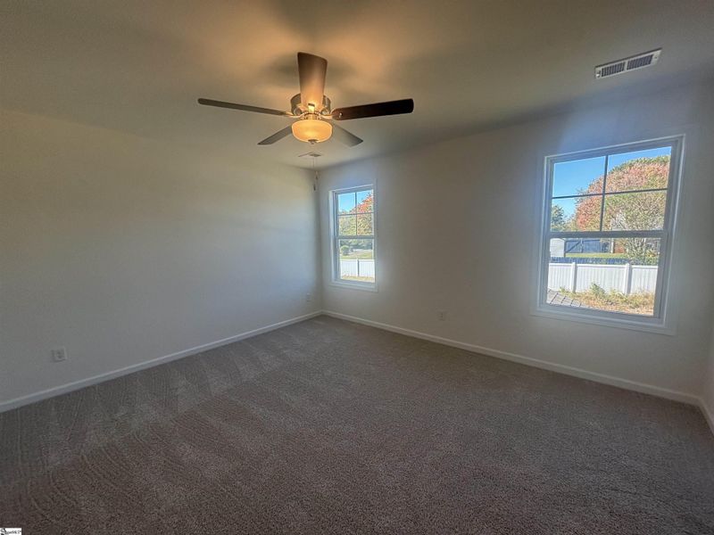 Spacious, unfurnished interior of a new home in Halton Oaks, Spartanburg (Image 13).