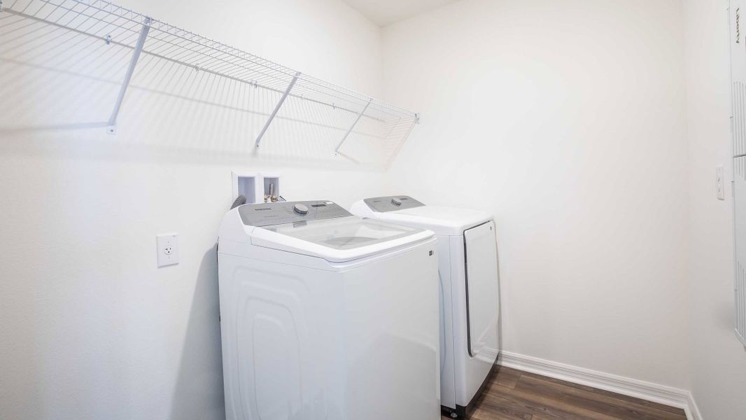 Close-up of interior finishes inside a home in Mirada, San Antonio (Image 20).
