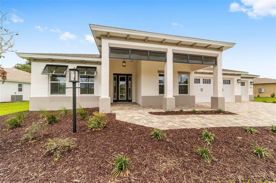 Exterior details and patio area of a home in , Ocala (Image 25). Exterior details and patio area of a home in , Ocala (Image 25).