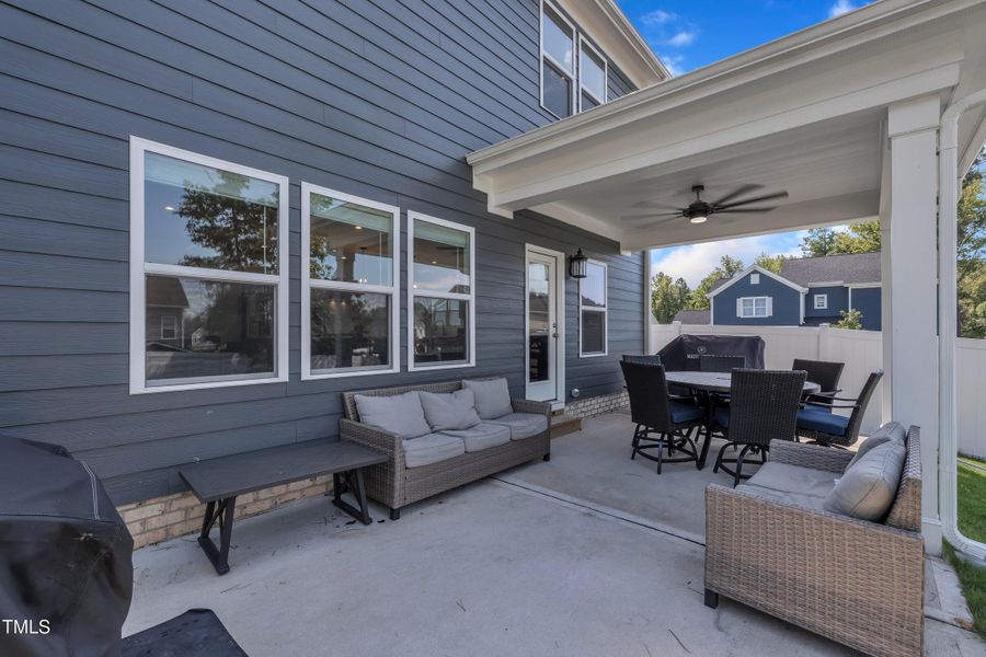 47-1301 Rose Finch-57