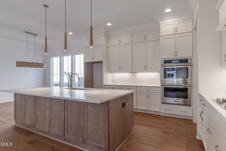 1529_SALEM CHURCH_INTERIOR_14