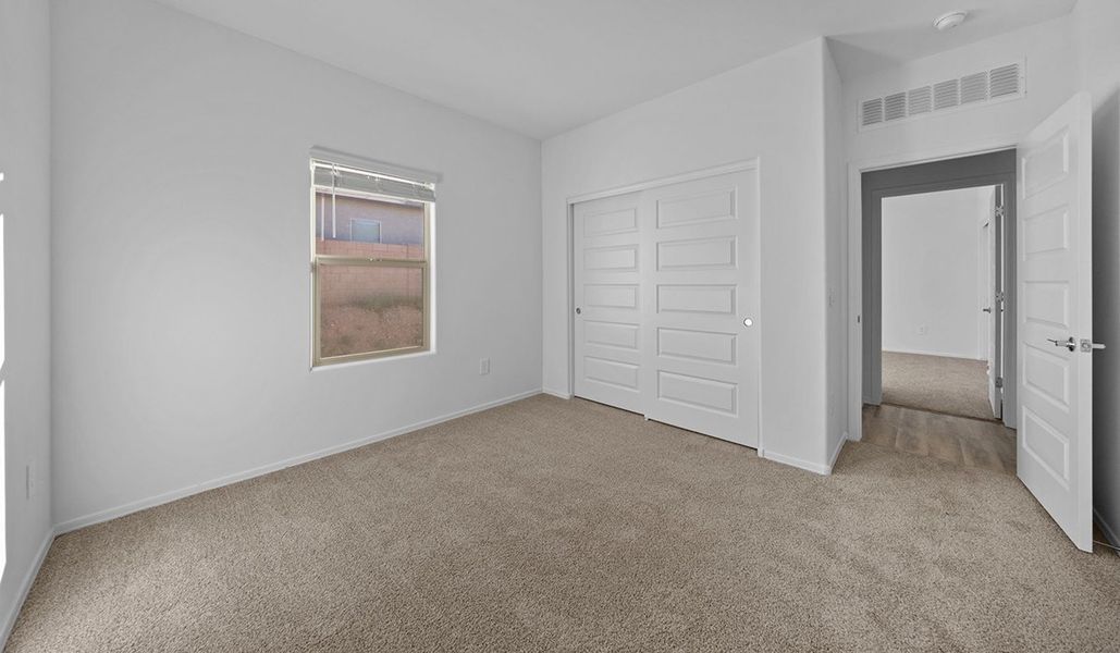 Representative unfurnished interior of a home built from the Lakeway - H40L by D.R. Horton in Sycamore Vista, Vail (Image 31).