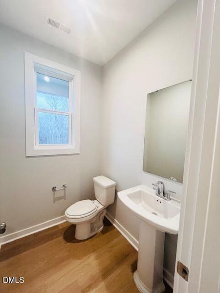 Interior 6 - 29 Dec 2025