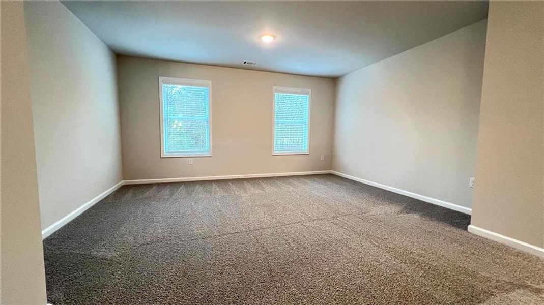 Spacious, unfurnished interior of a new home in , Braselton (Image 39).