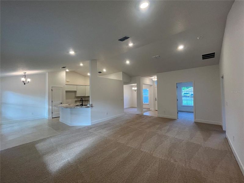Spacious, unfurnished interior of a new home in Orange Blossom Hills, Summerfield (Image 10).
