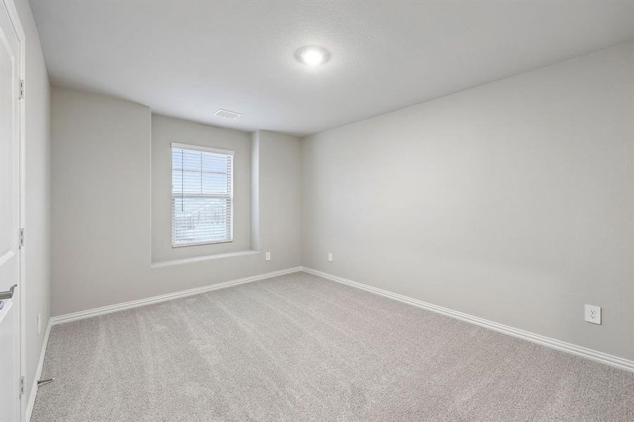Spacious, unfurnished interior of a new home in Parks at Foster Crossing - Spring Series, Anna (Image 38). Spacious, unfurnished interior of a new home in Parks at Foster Crossing - Spring Series, Anna (Image 38).