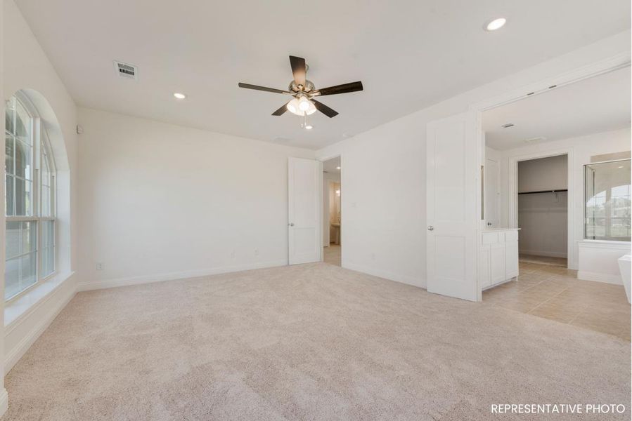 Representative unfurnished interior of a home built from the Royal Palm by Grand Homes in Trails at Cottonwood Creek, Rowlett (Image 16).