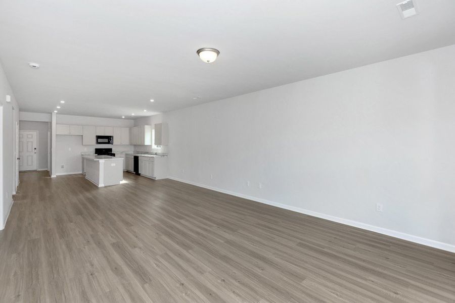 *This is a marketing photo. Colors/options may be different.*