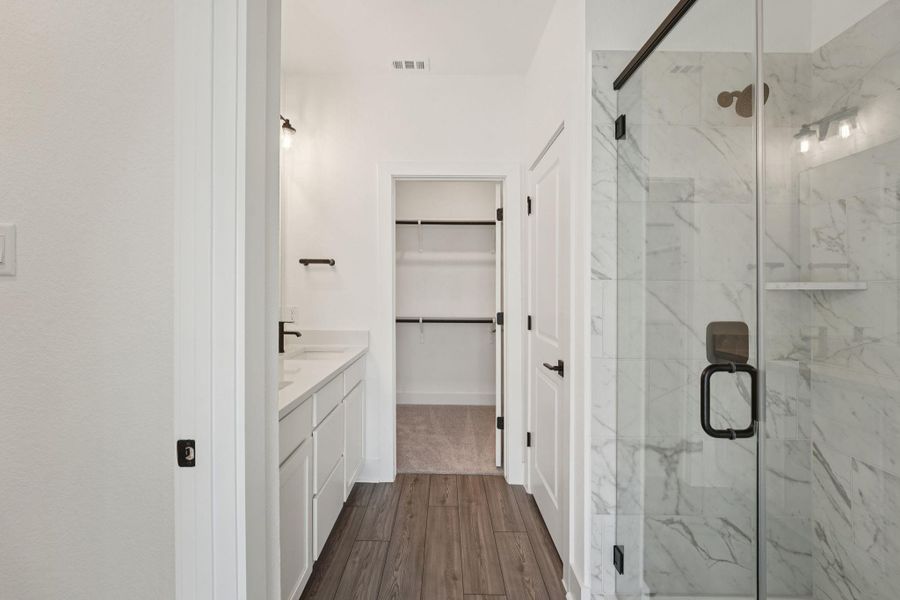 Furnished interior view inside a new home in Avery Centre, Round Rock (Image 5).