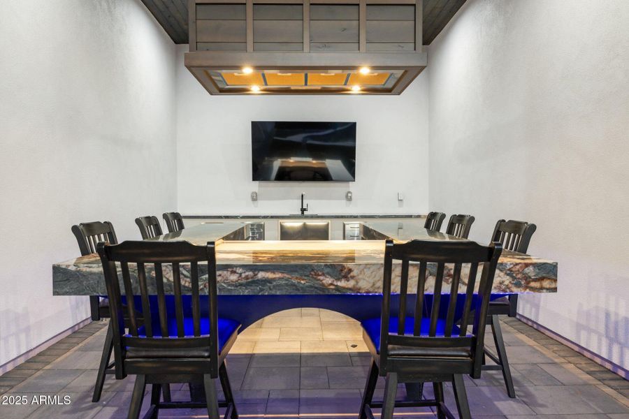 102-web-or-mls-3939-w-fox-rd 102-web-or-mls-3939-w-fox-rd