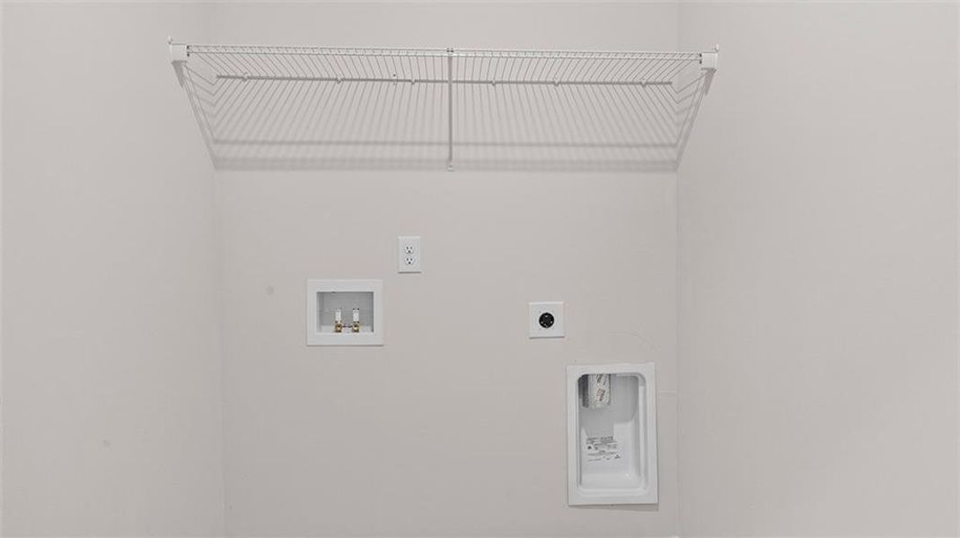Spacious, unfurnished interior of a new home in Evergreen Crossing, Locust Grove (Image 20).