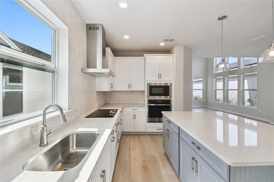 Furnished interior view inside a new home in Weslyn Park in Sunbridge 34', St. Cloud (Image 19).