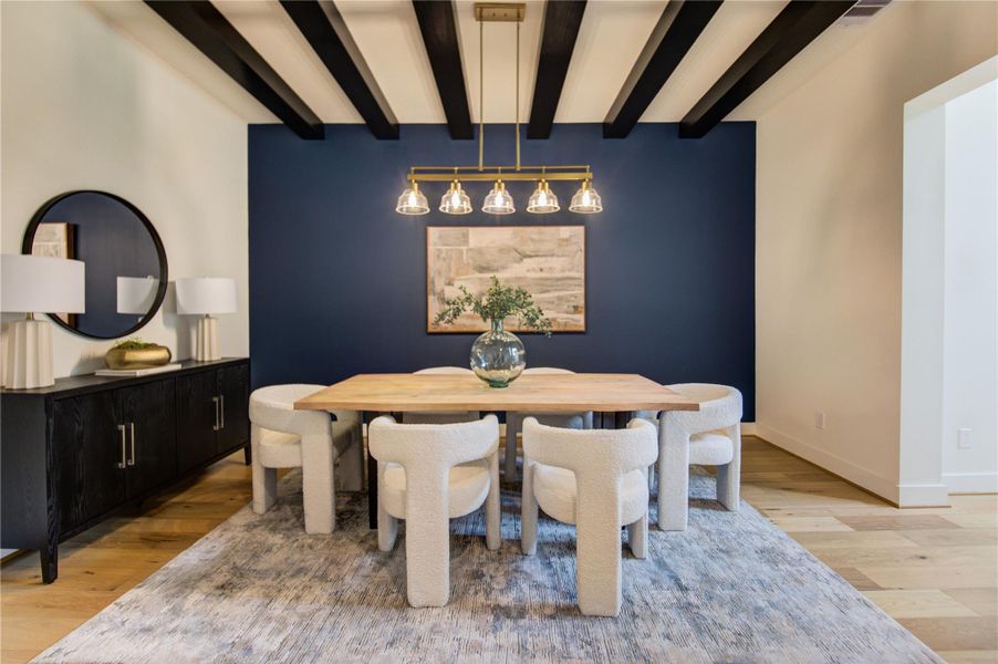 Welcome home to cozy luxury and sophistication Welcome home to cozy luxury and sophistication