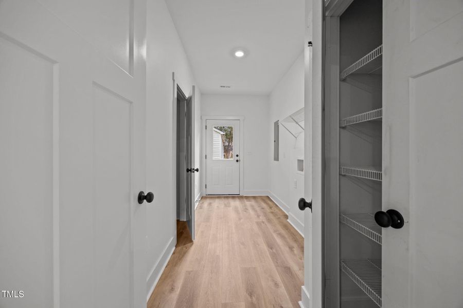 23-web-or-mls-IMG_5999 23-web-or-mls-IMG_5999