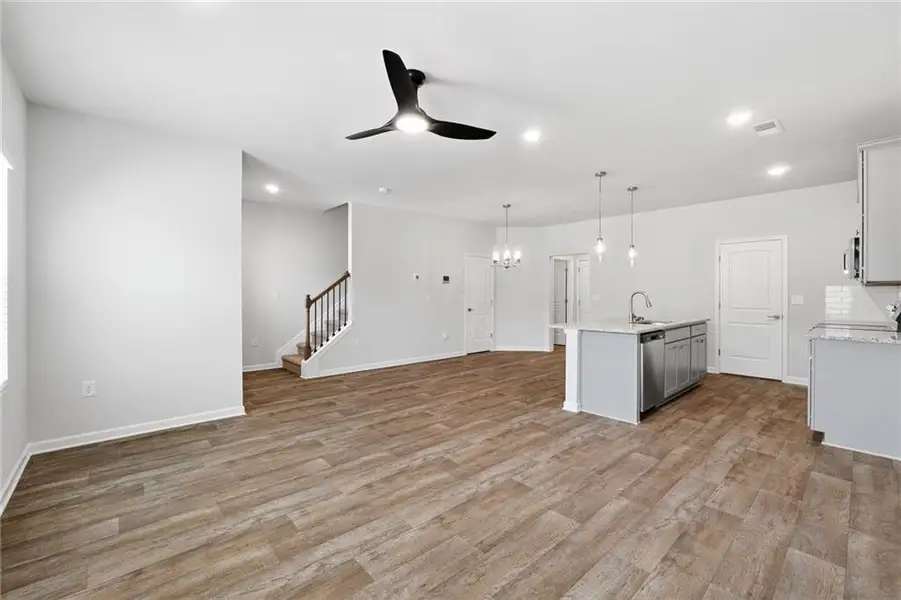 Spacious, unfurnished interior of a new home in Parkway James, Snellville (Image 15). Spacious, unfurnished interior of a new home in Parkway James, Snellville (Image 15).