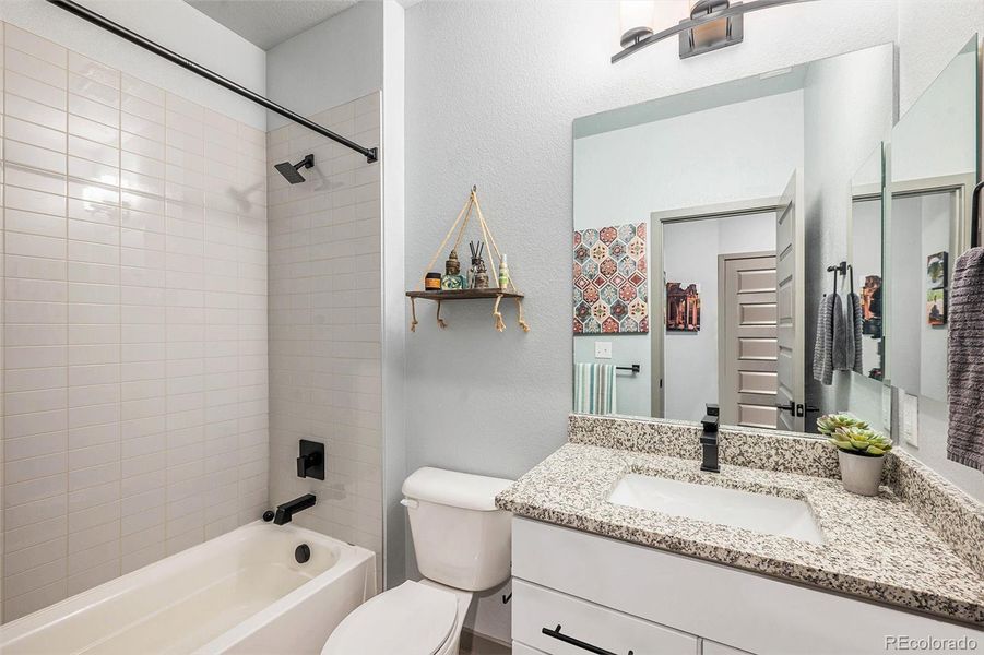 Furnished interior view inside a new home in , Lakewood (Image 3).