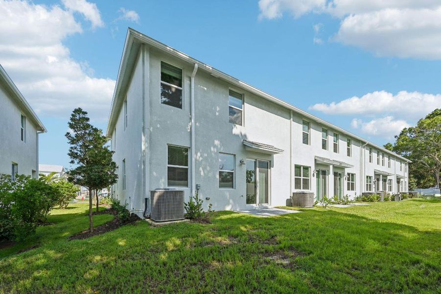 514 Salisbury Cir Fort Pierce FL (29)