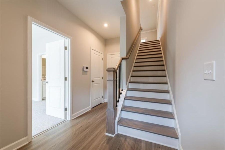 Spacious, unfurnished interior of a new home in Wilkins Walk, Mableton (Image 12).