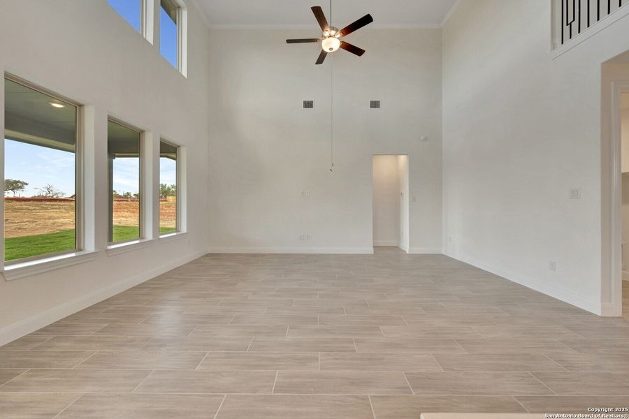 Spacious, unfurnished interior of a new home in Preserve at Annabelle Ranch, San Antonio (Image 32).