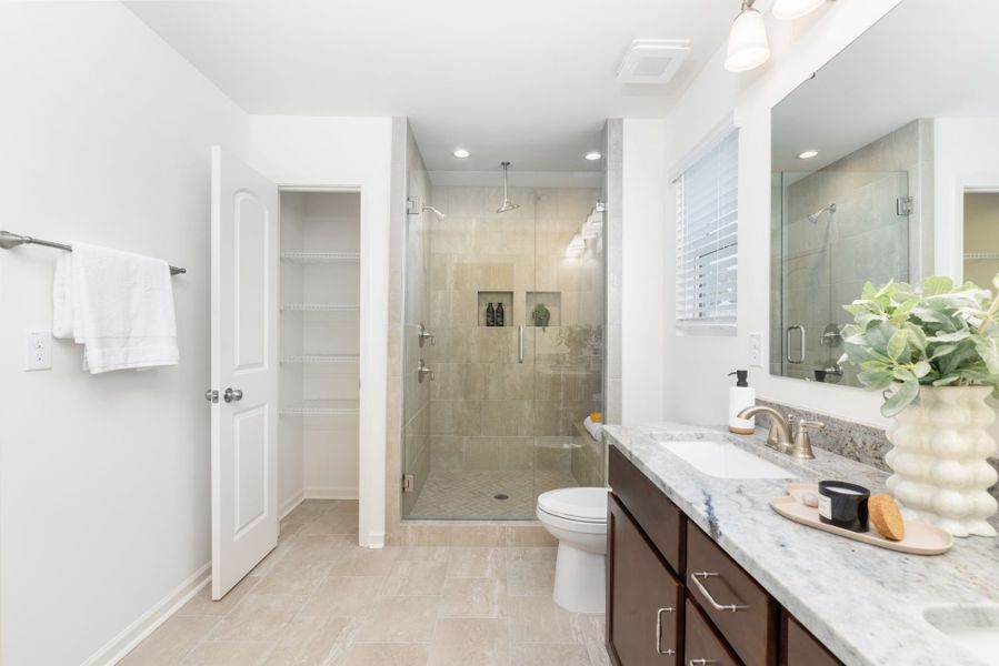 Furnished interior view inside a new home in Tanglewood East, Angier (Image 17). Furnished interior view inside a new home in Tanglewood East, Angier (Image 17).