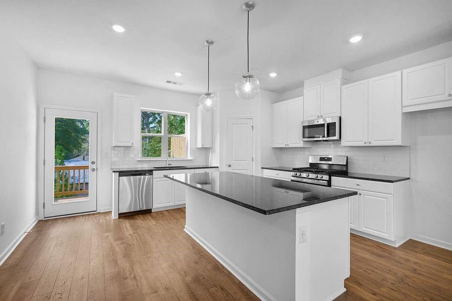 Furnished interior view inside a new home in Hampton Trace, Marietta (Image 27).