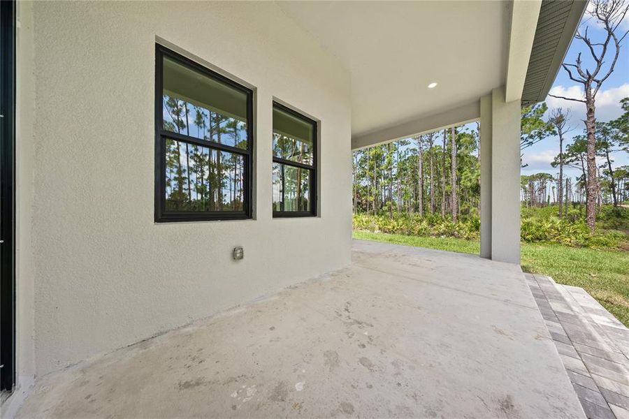 Exterior details and patio area of a home in , Port Charlotte (Image 4). Exterior details and patio area of a home in , Port Charlotte (Image 4).
