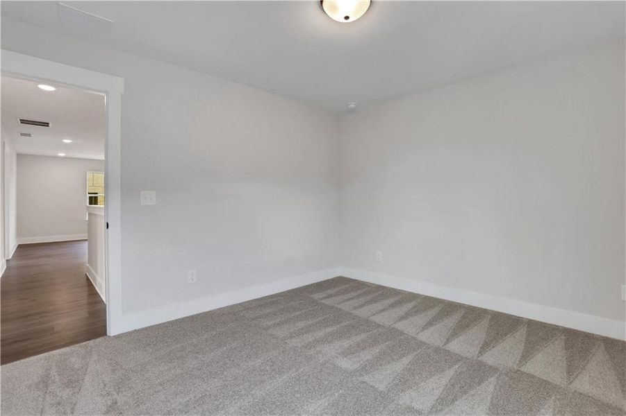 Spacious, unfurnished interior of a new home in Twin Lakes, Hoschton (Image 42). Spacious, unfurnished interior of a new home in Twin Lakes, Hoschton (Image 42).