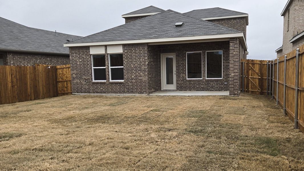 Exterior details and patio area of a home in Creekside Ranch, Blue Ridge (Image 2).