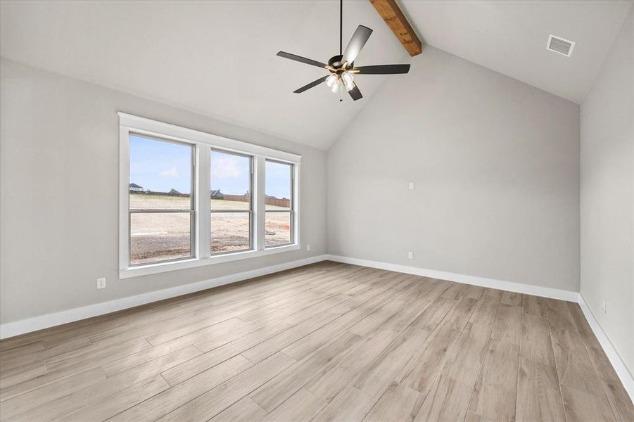 Spacious, unfurnished interior of a new home in , Midlothian (Image 34).
