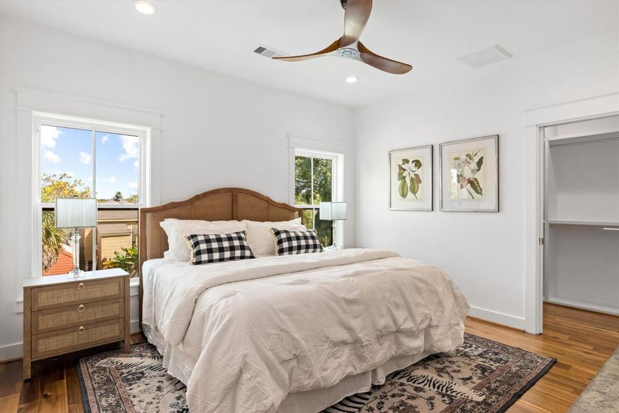 Furnished interior view inside a new home in , Galveston (Image 26).
