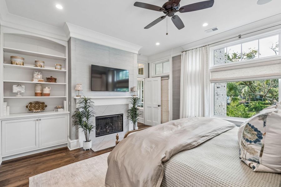 Furnished interior view inside a new home in , Mount Pleasant (Image 14).