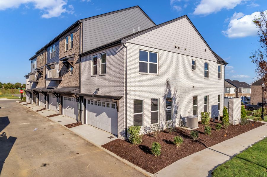 Front exterior of a new home in Anderson Park, Hendersonville, TN, highlighting curb appeal (Image 20).