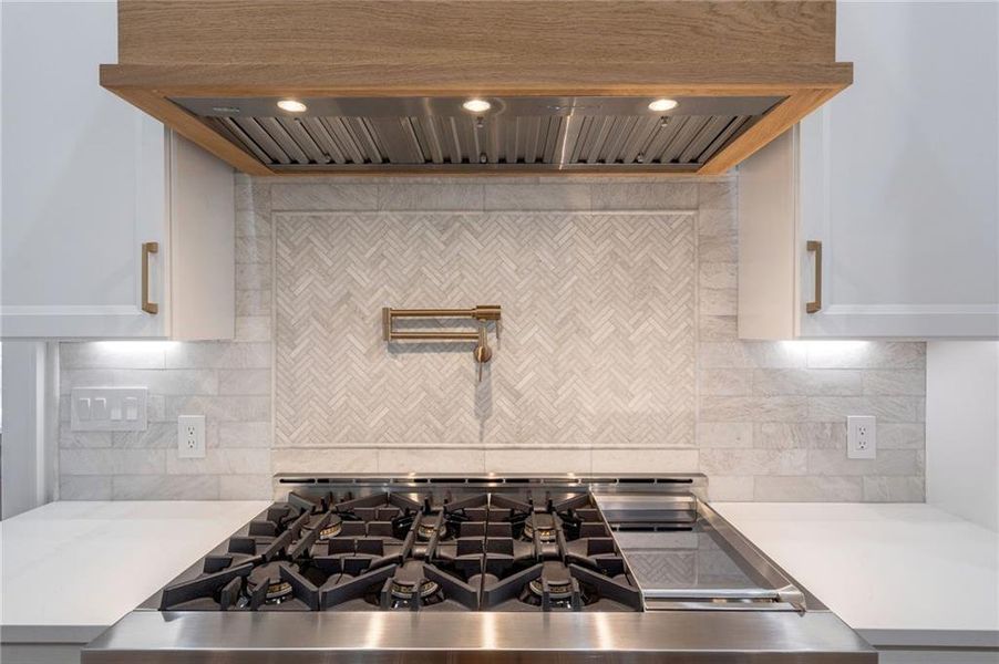 Close-up of interior finishes inside a home in , Loganville (Image 69). Close-up of interior finishes inside a home in , Loganville (Image 69).