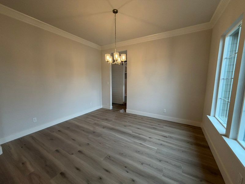 Spacious, unfurnished interior of a new home in Eagle Ridge Estates, Weatherford (Image 8).