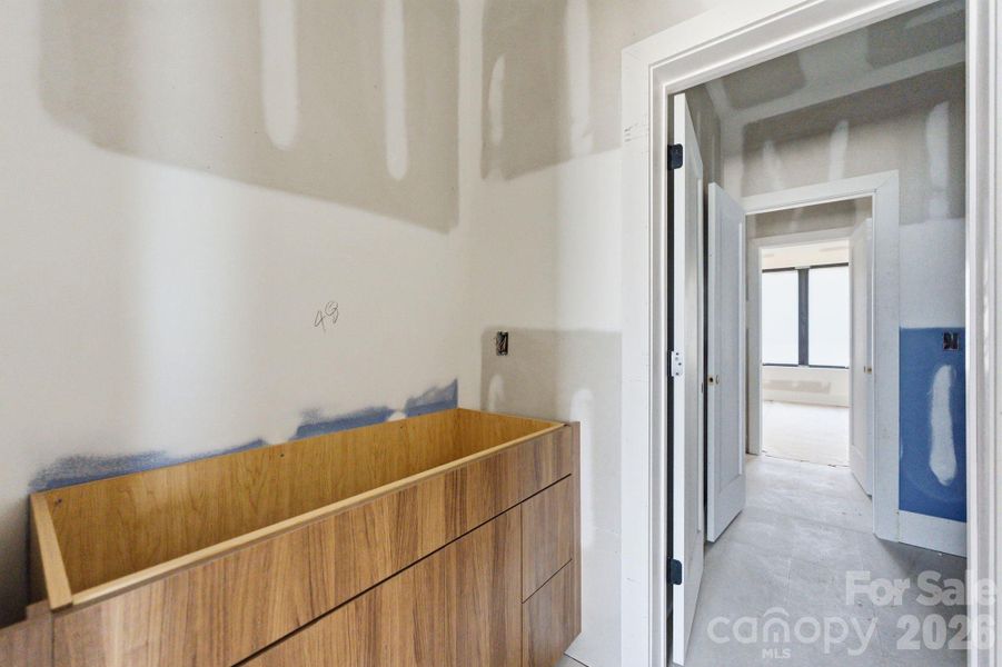 Jack & Jill with separate vanities